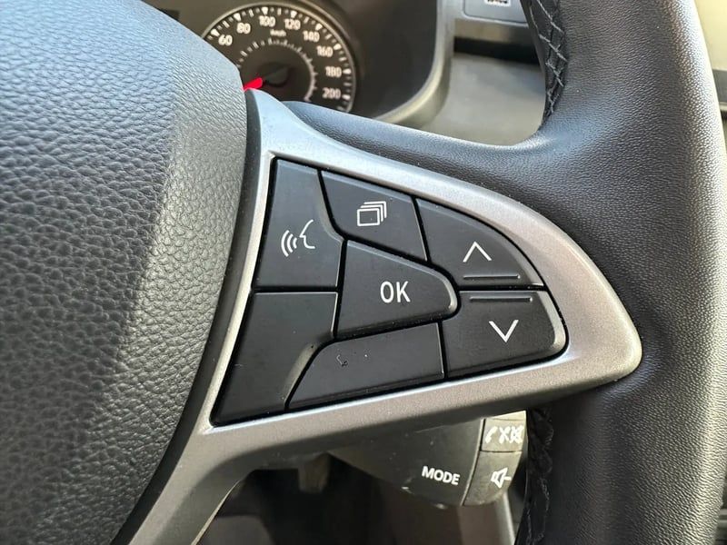 Photo de la voiture DACIA SANDERO ECO-G 100 GSR2 Stepway Extreme +