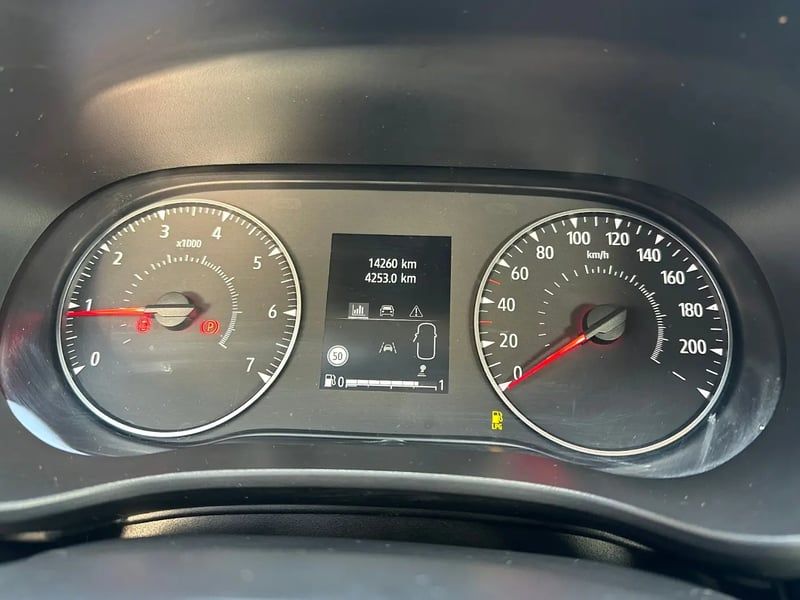 Photo de la voiture DACIA SANDERO ECO-G 100 GSR2 Stepway Extreme +