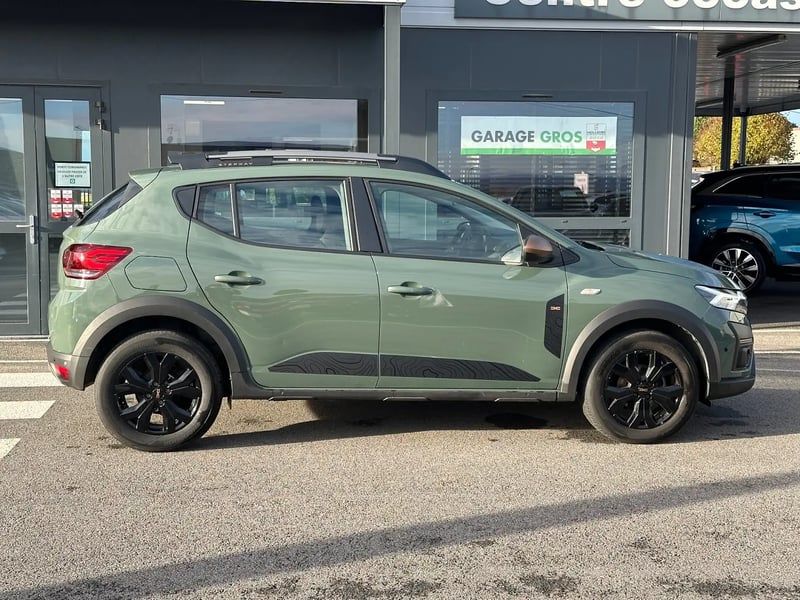 Photo de la voiture DACIA SANDERO ECO-G 100 GSR2 Stepway Extreme +