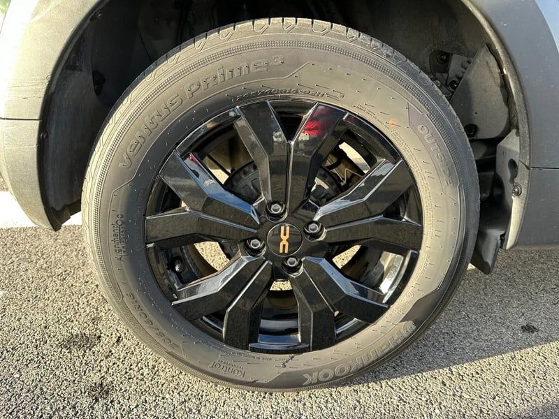 Photo de la voiture DACIA SANDERO ECO-G 100 GSR2 Stepway Extreme +