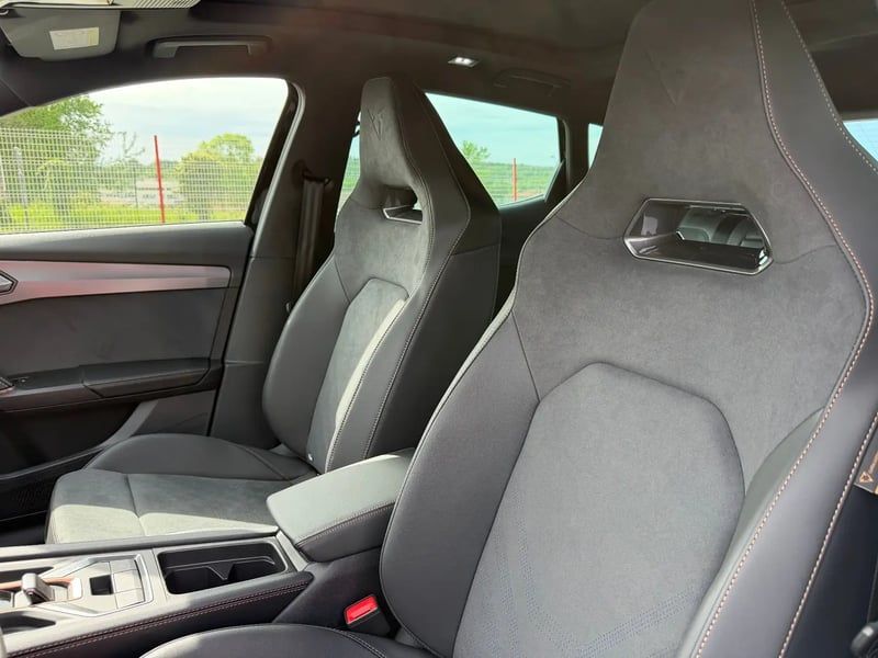 Photo de la voiture CUPRA FORMENTOR 2.0 TDI 150 ch DSG7 V
