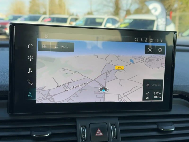 Photo de la voiture AUDI Q5 40 TDI 204 S tronic 7 Quattro S line