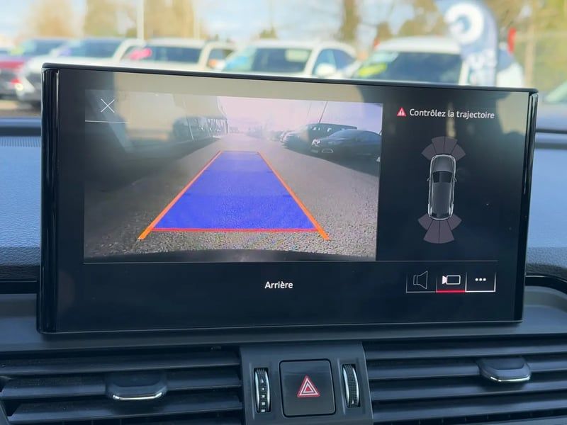 Photo de la voiture AUDI Q5 40 TDI 204 S tronic 7 Quattro S line