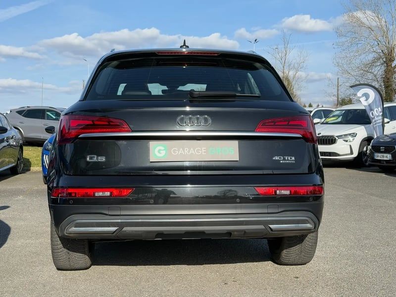 Photo de la voiture AUDI Q5 40 TDI 204 S tronic 7 Quattro S line