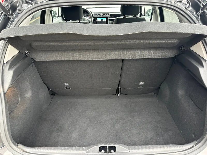 Photo de la voiture CITROEN C3 PureTech 83 S&S BVM5 Shine