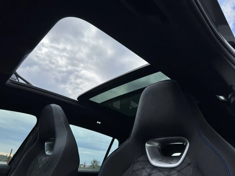 Photo de la voiture VOLKSWAGEN TIGUAN 2.0 TDI 150ch DSG7 R-Line