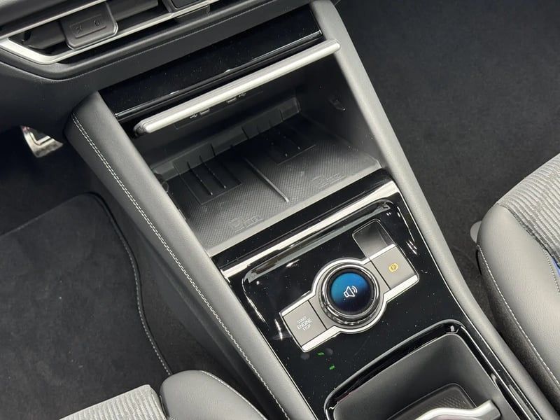 Photo de la voiture VOLKSWAGEN TIGUAN 2.0 TDI 150ch DSG7 R-Line