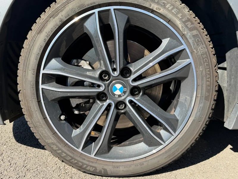 Photo de la voiture BMW SERIE 1 F40 118d 150 ch BVA8 Edition Sport