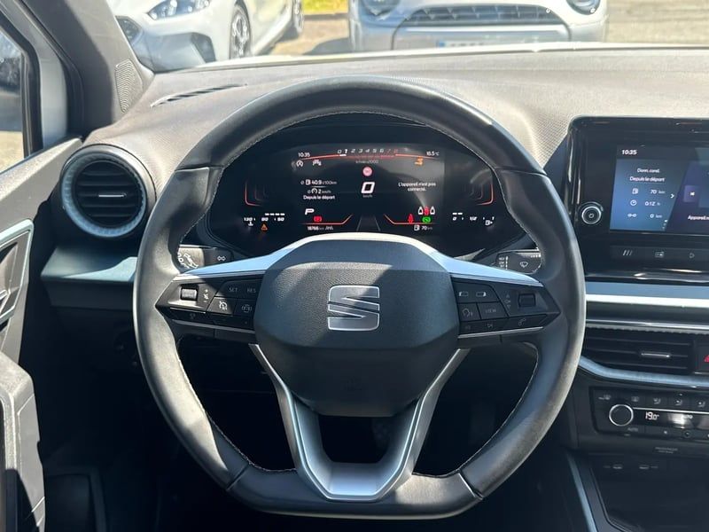 Photo de la voiture SEAT ARONA 1.0 TSI 115 ch Start/Stop DSG7 Xperience