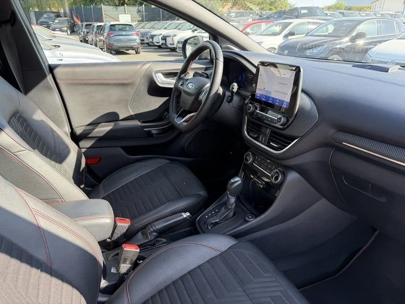 Photo de la voiture FORD PUMA 1.0 EcoBoost 155 ch mHEV S&S DCT7 ST-Line X