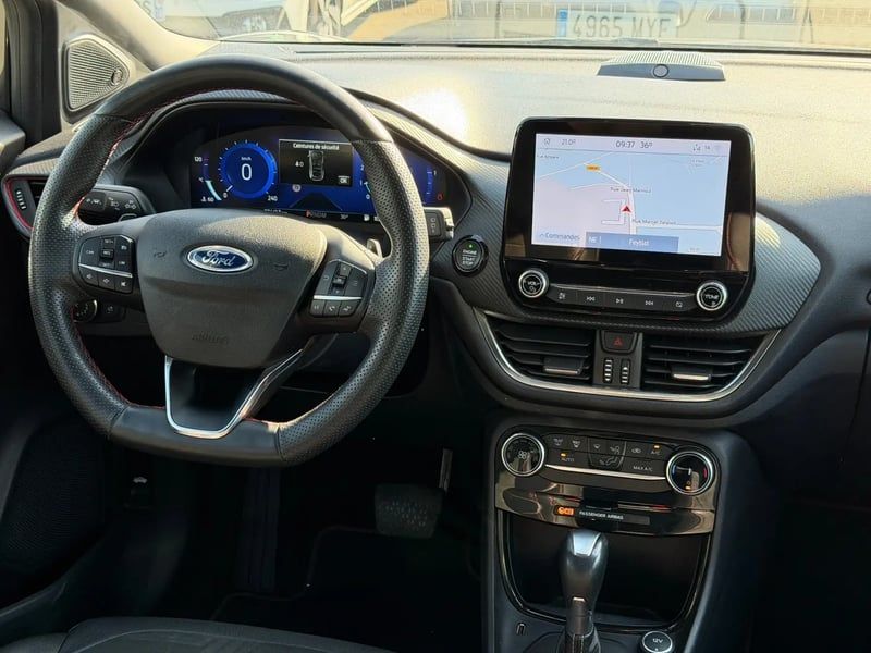 Photo de la voiture FORD PUMA 1.0 EcoBoost 155 ch mHEV S&S DCT7 ST-Line X
