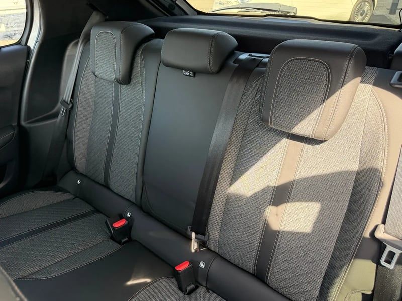 Photo de la voiture PEUGEOT 208 100 S&S BVM6 Allure