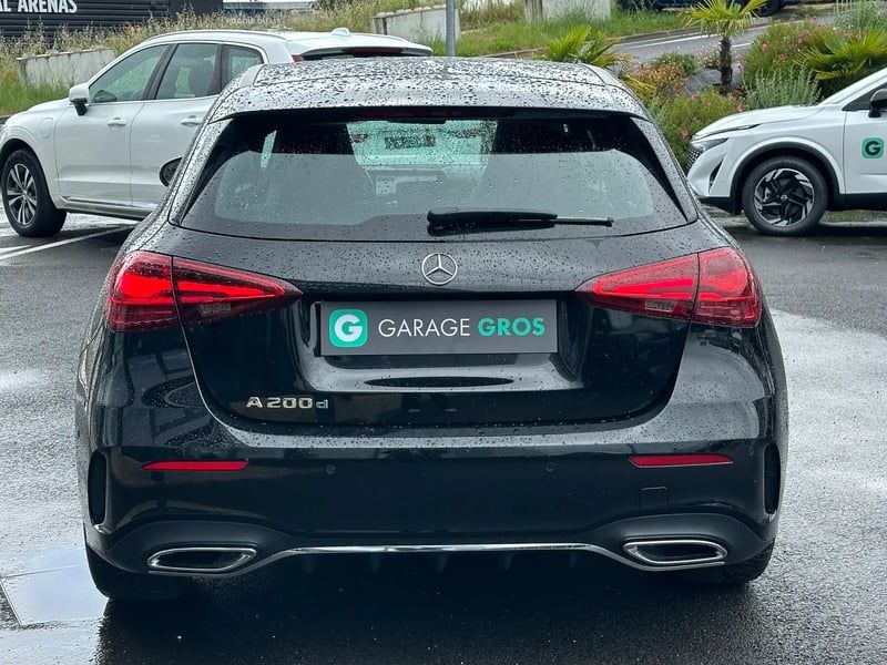 Photo de la voiture MERCEDES-BENZ CLASSE A 200 d AMG Line