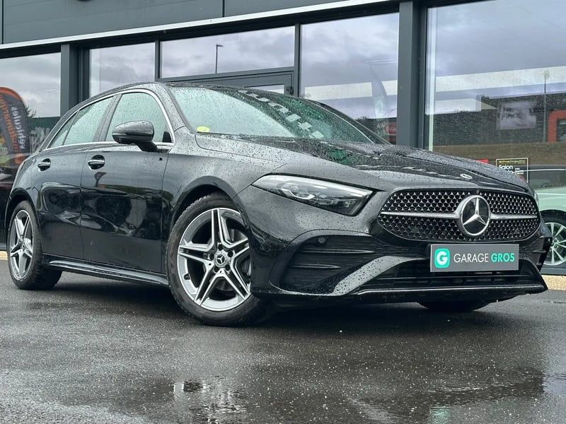 Photo de la voiture MERCEDES-BENZ CLASSE A 200 d AMG Line