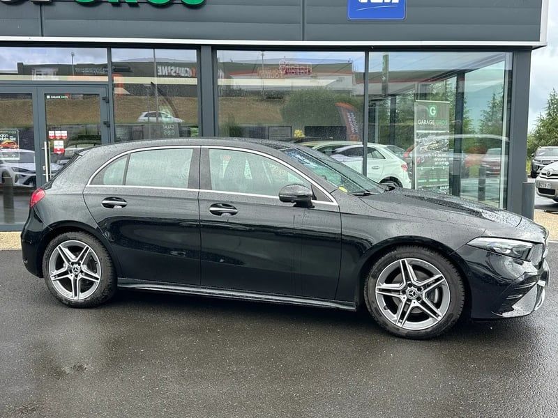 Photo de la voiture MERCEDES-BENZ CLASSE A 200 d AMG Line