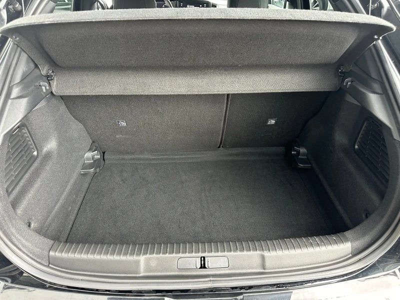 Photo de la voiture OPEL MOKKA 1.5 Diesel 110 ch BVM6 Ultimate