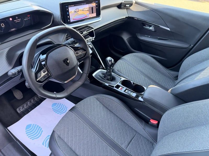 Photo de la voiture PEUGEOT 208 100 S&S BVM6 Allure