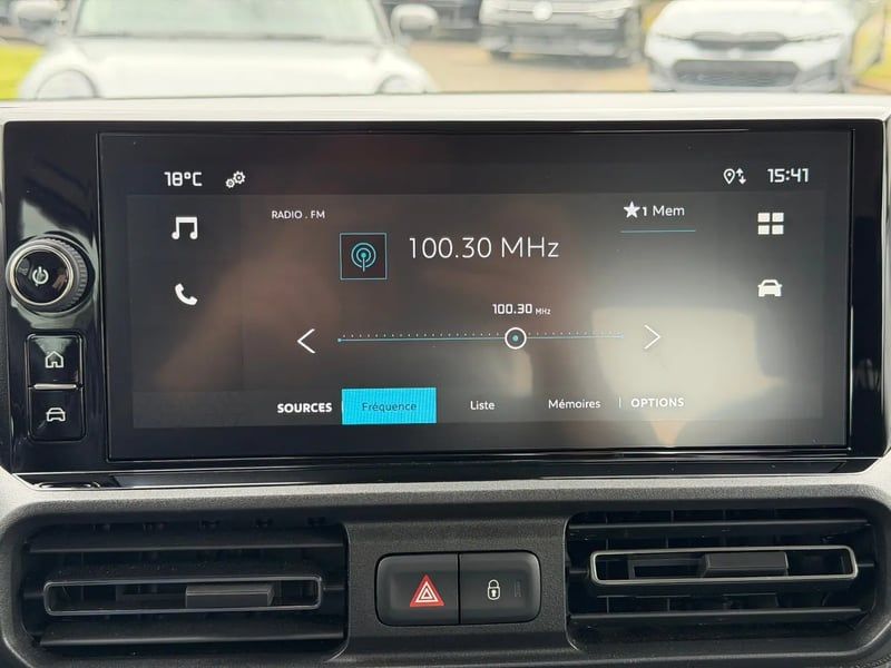Photo de la voiture CITROEN E-BERLINGO Taille M 136 ch 54 kWh Plus