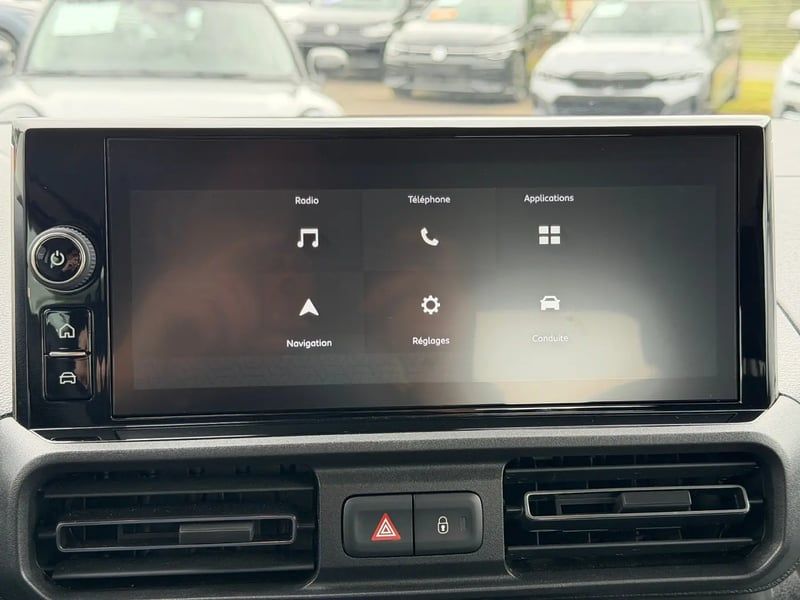 Photo de la voiture CITROEN E-BERLINGO Taille M 136 ch 54 kWh Plus