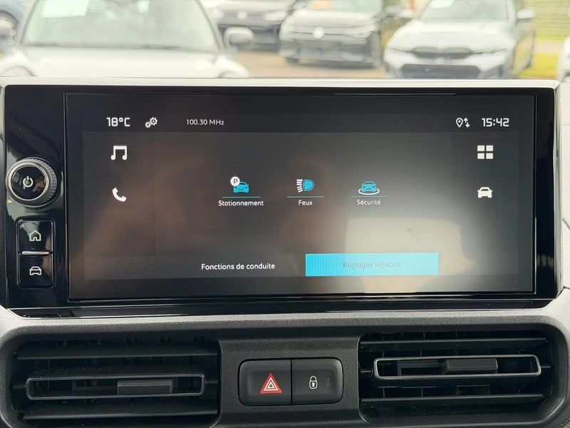 Photo de la voiture CITROEN E-BERLINGO Taille M 136 ch 54 kWh Plus
