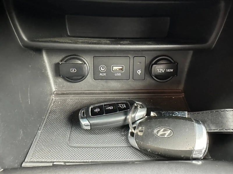 Photo de la voiture HYUNDAI KONA 1.0 T-GDi 120 Creative