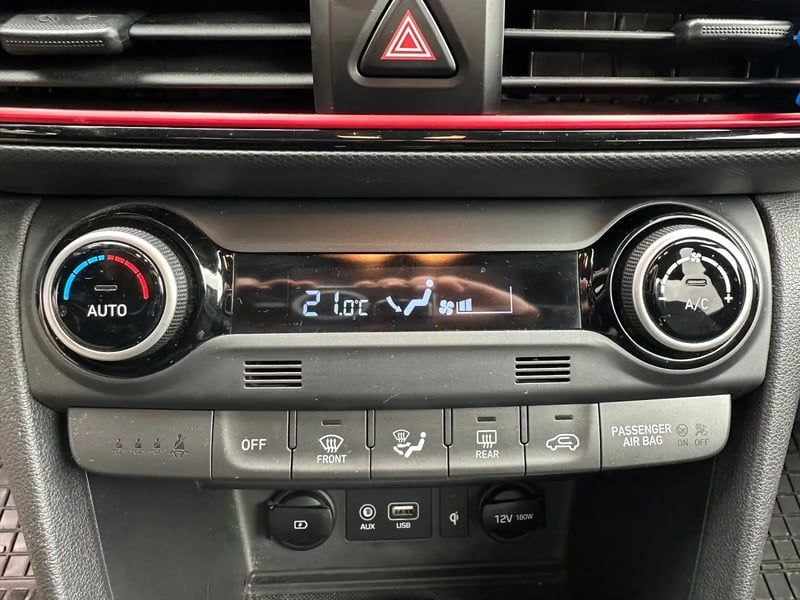 Photo de la voiture HYUNDAI KONA 1.0 T-GDi 120 Creative