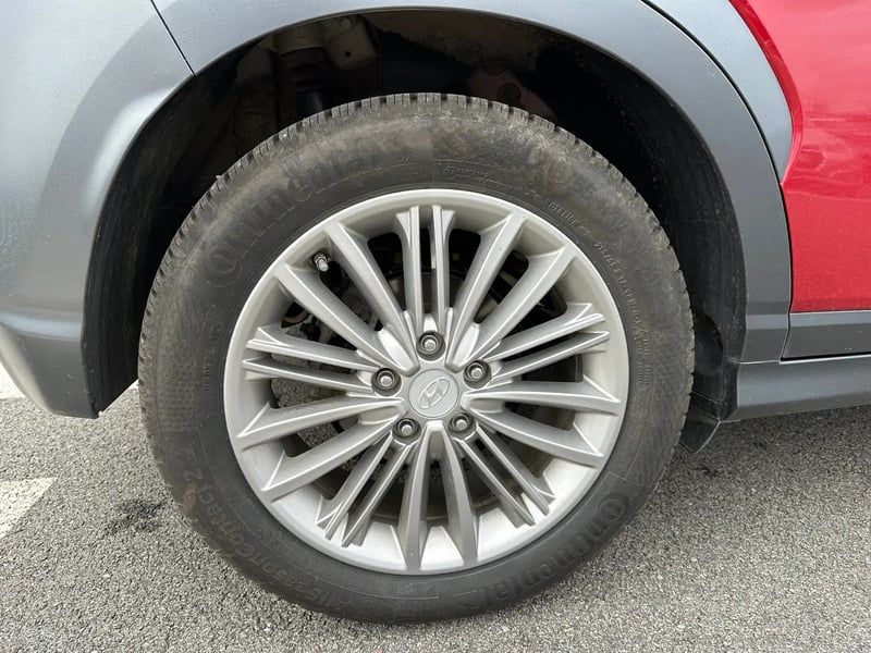 Photo de la voiture HYUNDAI KONA 1.0 T-GDi 120 Creative
