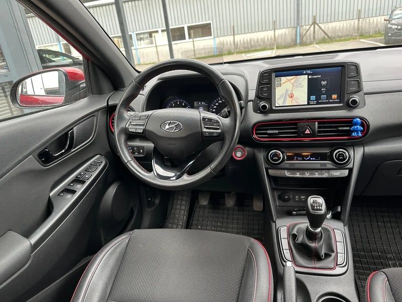 Photo de la voiture HYUNDAI KONA 1.0 T-GDi 120 Creative