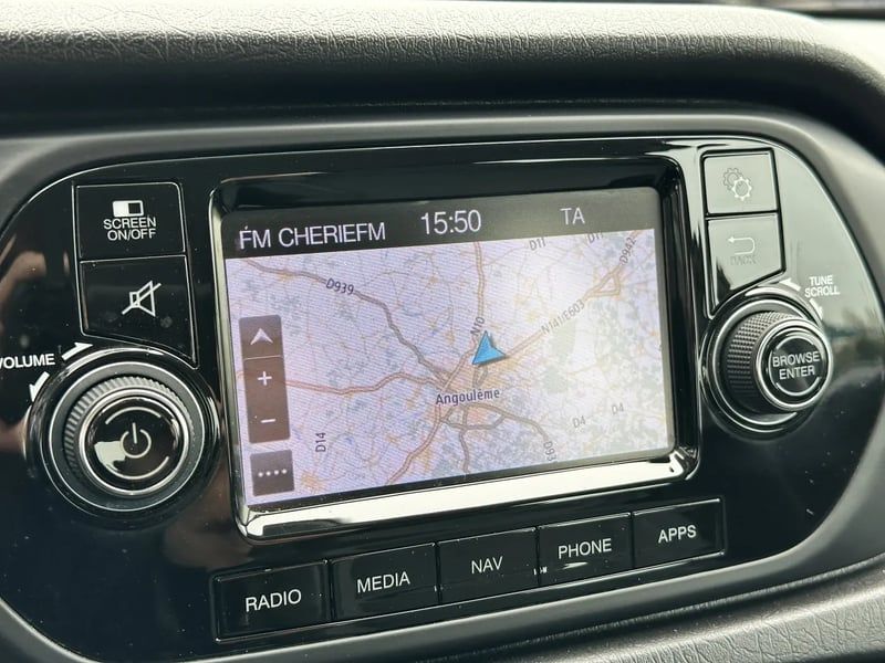 Photo de la voiture FIAT TIPO 1.6 MultiJet 120 ch Easy