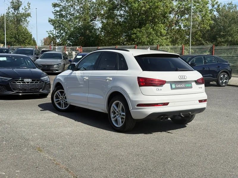 Photo de la voiture AUDI Q3 1.4 TFSI COD 150 ch S tronic 6 S line