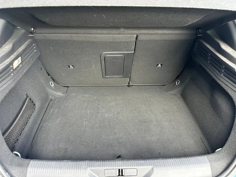 Photo de la voiture PEUGEOT 308 PureTech 130ch S&S BVM6 Allure