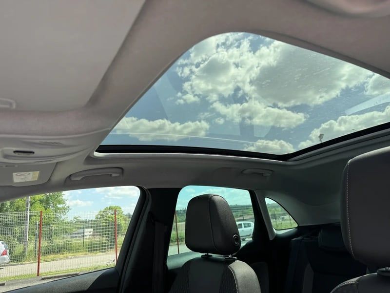 Photo de la voiture OPEL CROSSLAND X 1.2 Turbo 130 ch Innovation