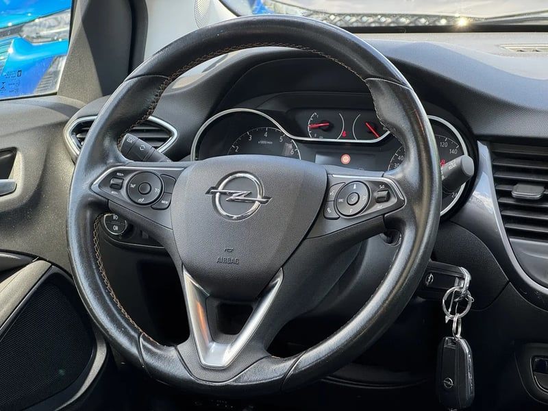 Photo de la voiture OPEL CROSSLAND X 1.2 Turbo 130 ch Innovation