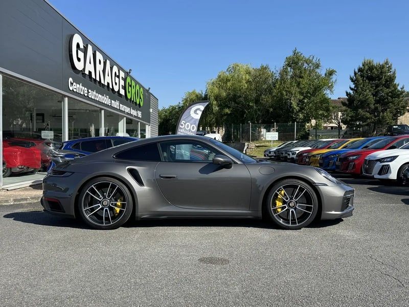 Photo de la voiture PORSCHE 911 TURBO S Coupe 3.8i 650 PDK