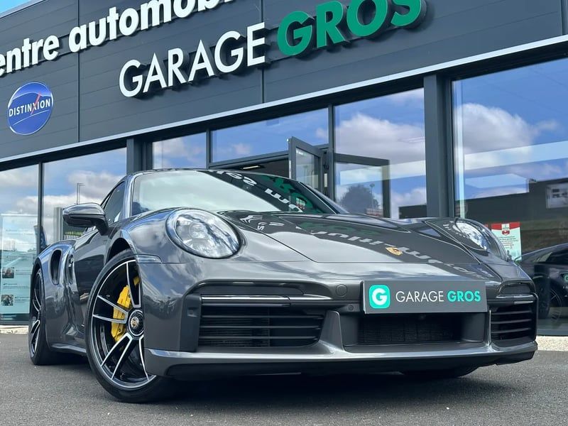 Photo de la voiture PORSCHE 911 TURBO S Coupe 3.8i 650 PDK