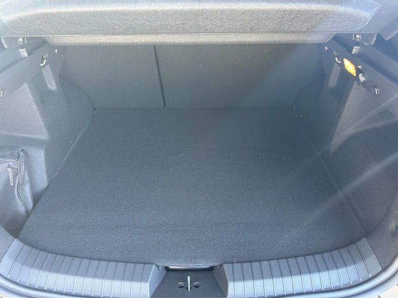 Photo de la voiture DACIA DUSTER Hybrid-G 150 4x4 Journey