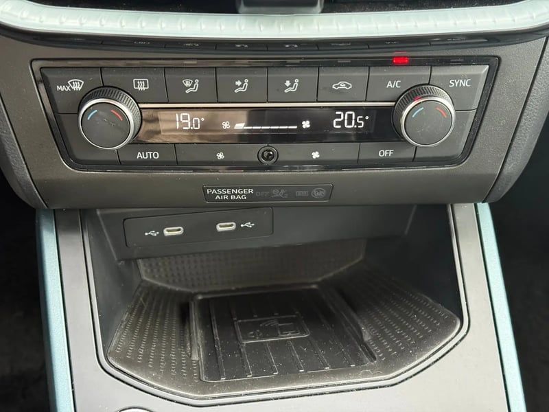 Photo de la voiture SEAT ARONA 1.0 TSI 110 ch Start/Stop BVM6 Xperience