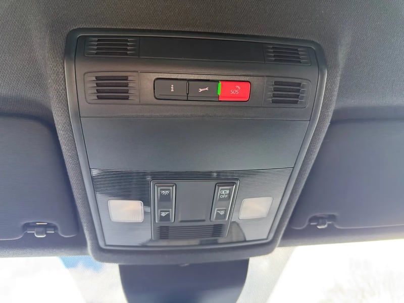 Photo de la voiture SEAT ARONA 1.0 TSI 110 ch Start/Stop BVM6 Xperience