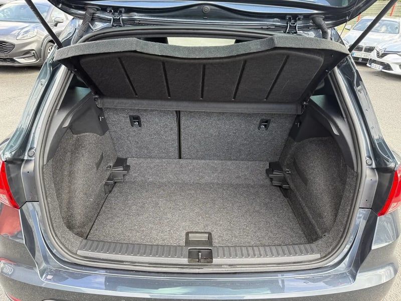 Photo de la voiture SEAT ARONA 1.0 TSI 110 ch Start/Stop BVM6 Xperience