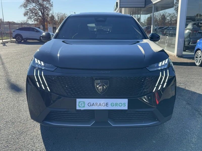 Photo de la voiture PEUGEOT 3008 Hybrid 136 e-DCS6 GT
