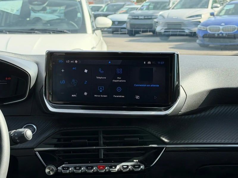 Photo de la voiture PEUGEOT 2008 ELECTRIQUE 156 ch 54 kWh Allure