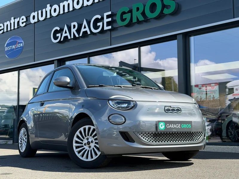 Photo de la voiture FIAT 500e BERLINE 500 e 118 ch Nouvelle 500