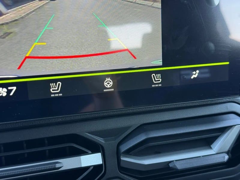 Photo de la voiture DACIA DUSTER Hybrid-G 150 4x4 Expression