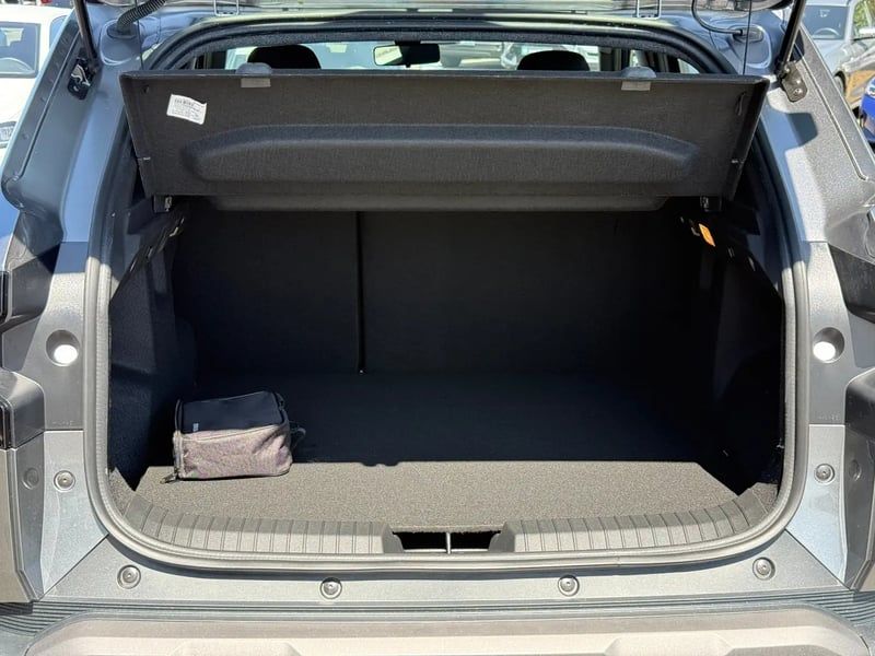 Photo de la voiture DACIA DUSTER Hybrid-G 150 4x4 Expression