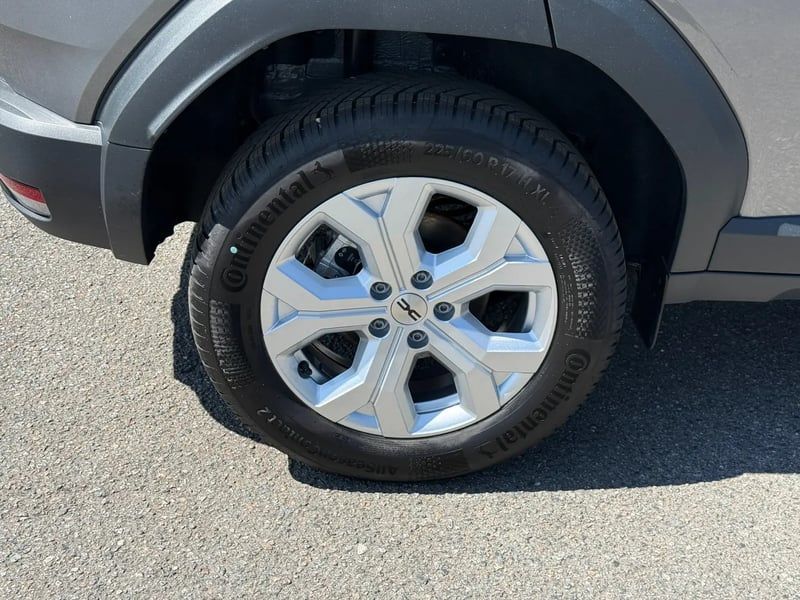 Photo de la voiture DACIA DUSTER Hybrid-G 150 4x4 Expression