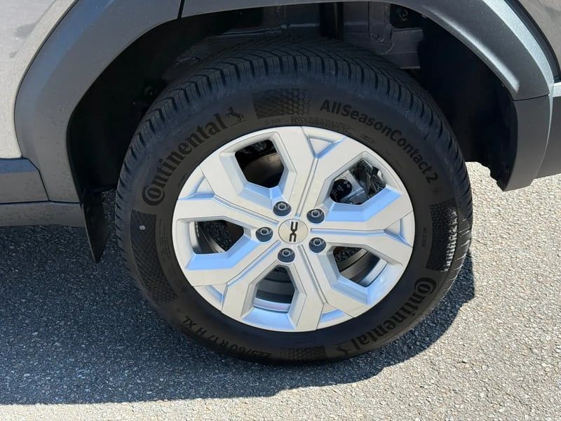 Photo de la voiture DACIA DUSTER Hybrid-G 150 4x4 Expression