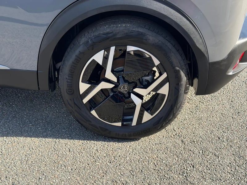 Photo de la voiture PEUGEOT 2008 ELECTRIQUE 156 ch 54 kWh Allure