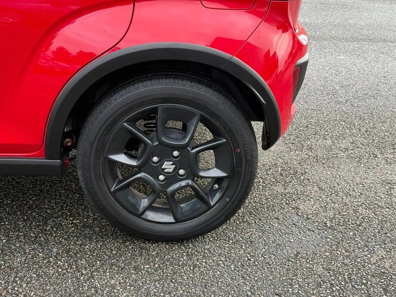 Photo de la voiture SUZUKI IGNIS 1.2 Dualjet Pack