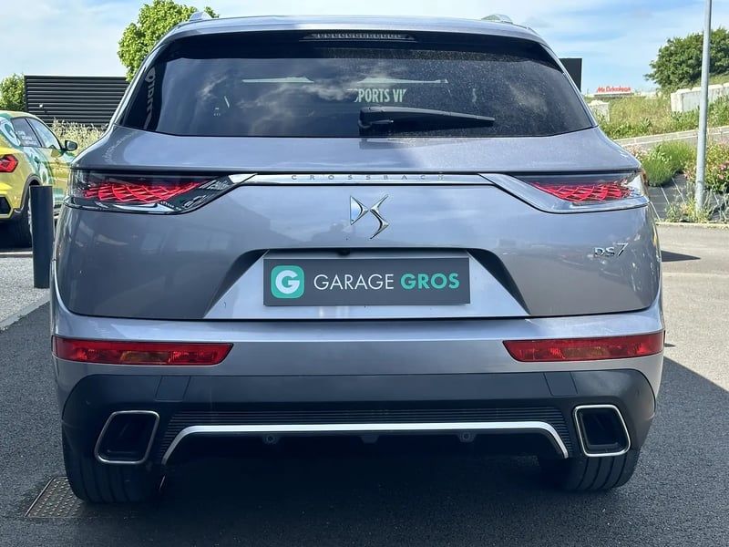 Photo de la voiture DS DS7 CROSSBACK BlueHDi 180 EAT8 Grand Chic