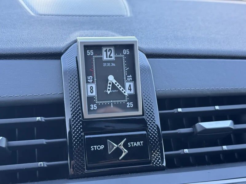 Photo de la voiture DS DS7 CROSSBACK BlueHDi 180 EAT8 Grand Chic